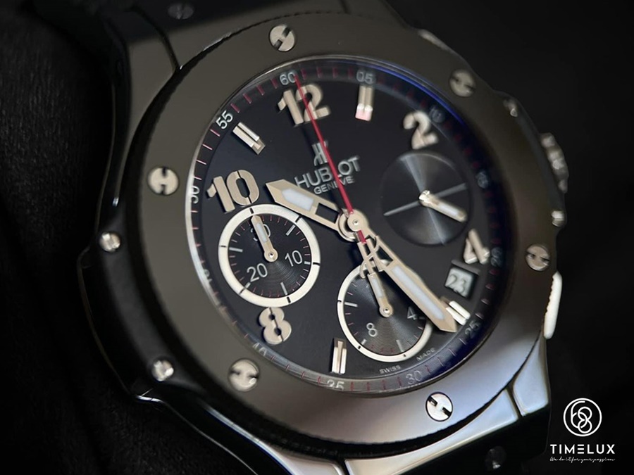 Hublot BigBang Full Black Ceramic Chronograph chế tác đỉnh cao