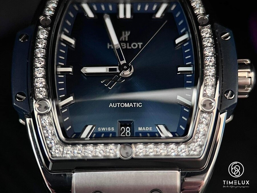 Chiếc đồng hồ Hublot Spirit of BigBang Blue Dial Genuine Diamond