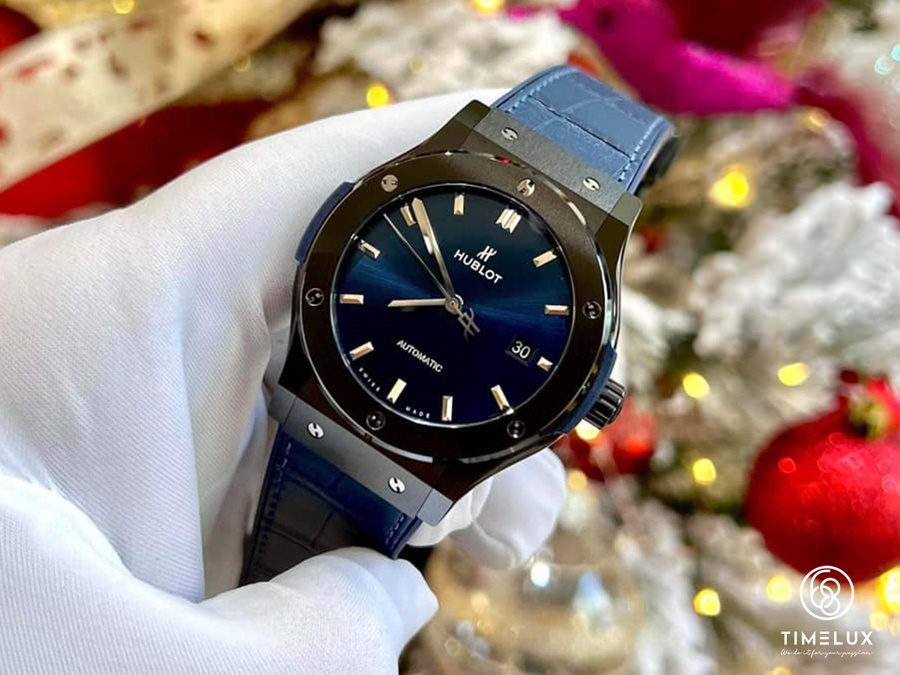 Đeo đồng hồ Hublot dành cho nữ