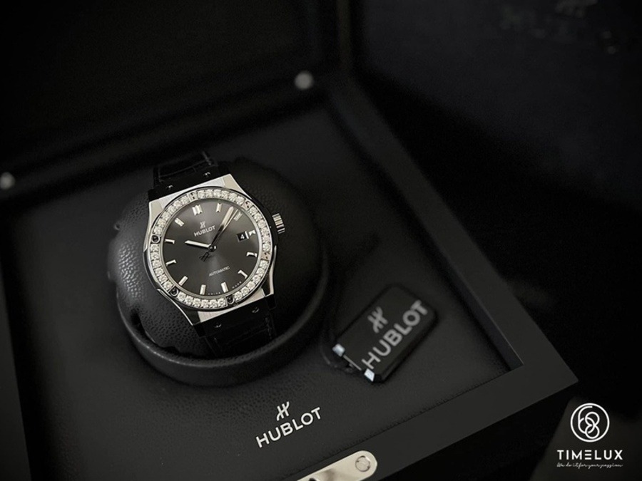 Đồng hồ Hublot cho cặp đôi