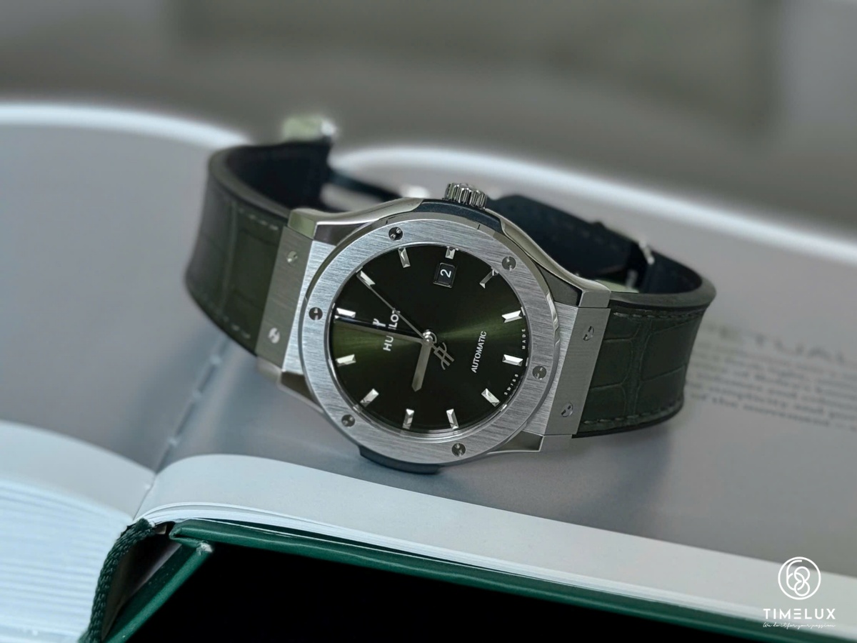 Hublot Fusion Green Dial Titanium Automatic 42mm Fullset 2022 Used